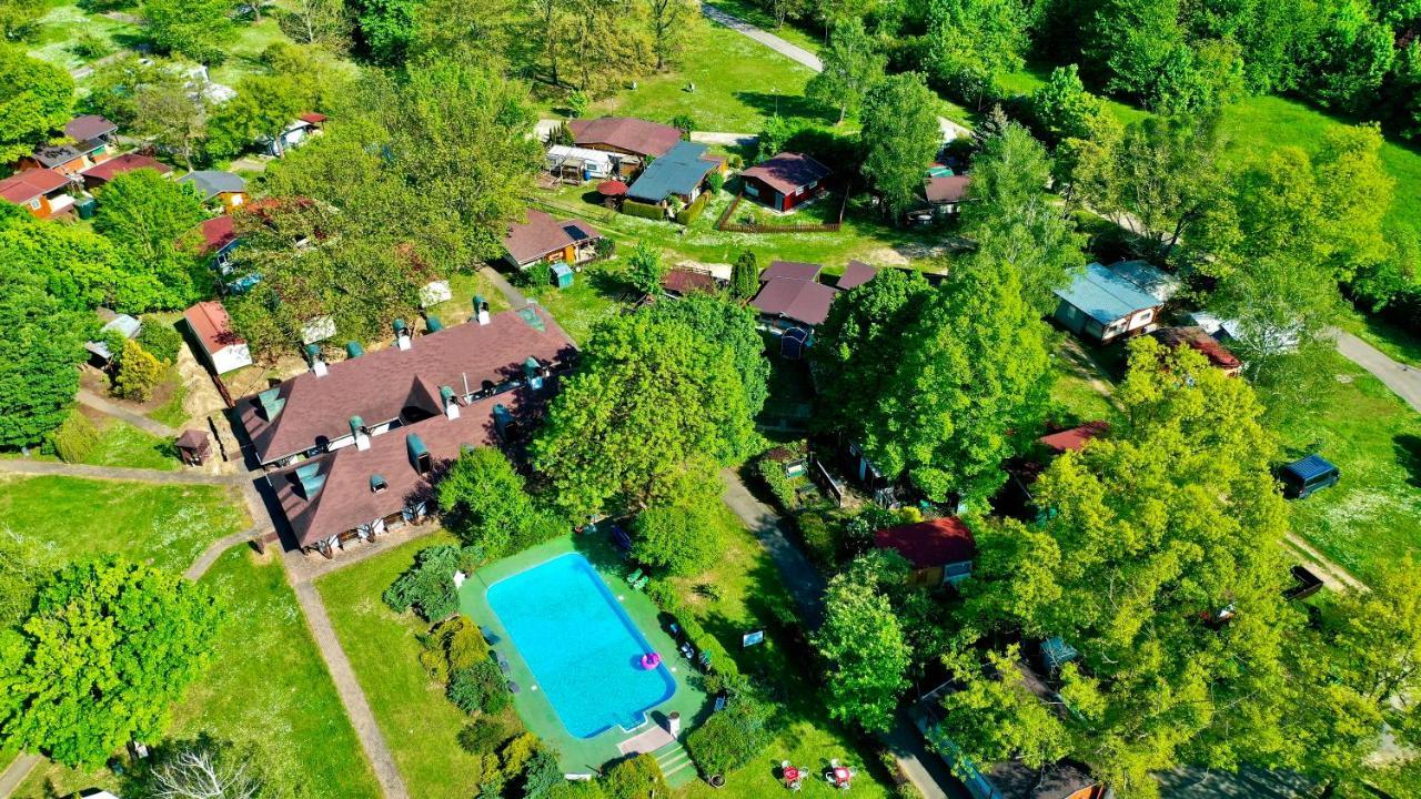 Romantik Camping Es Panzio Buk Exterior photo